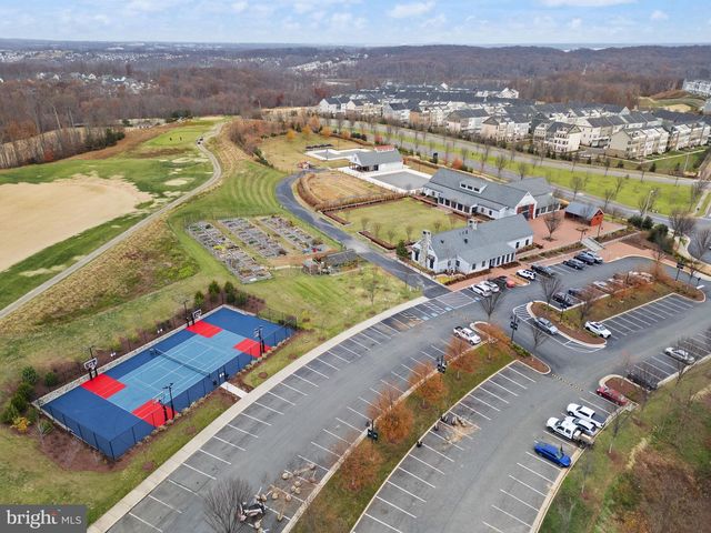 18353 MOSS GARDEN RD, Dumfries, VA 22026