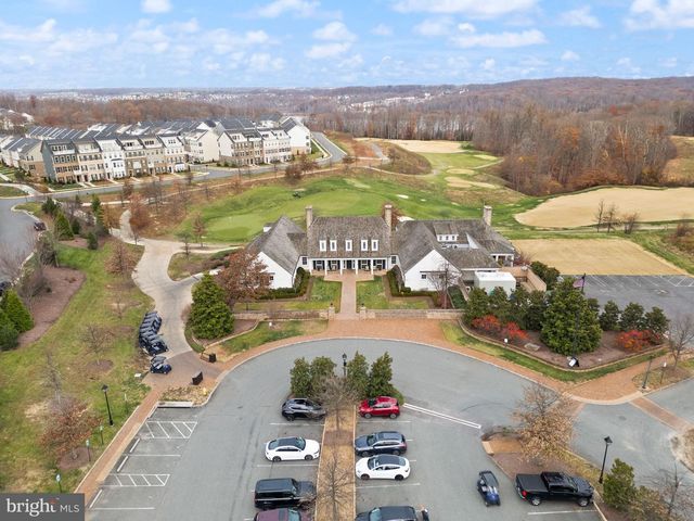 18353 MOSS GARDEN RD, Dumfries, VA 22026