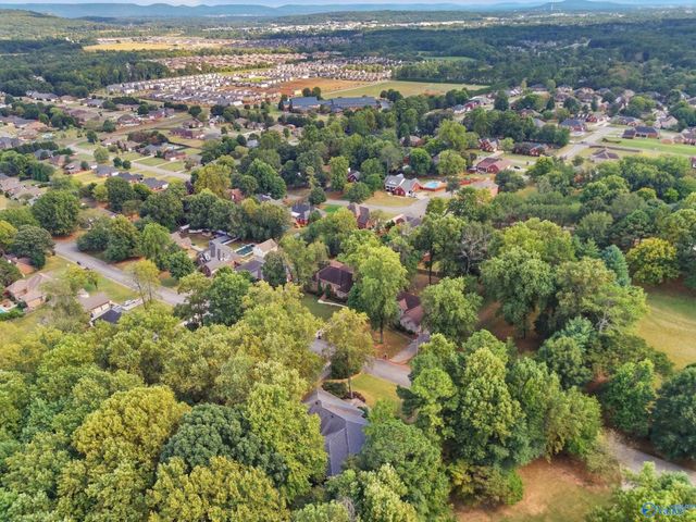 315 Mossy Oak Drive, Huntsville, AL 35806