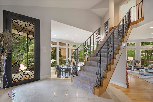 800 Shady Bend Court, Highland Village, TX 75077