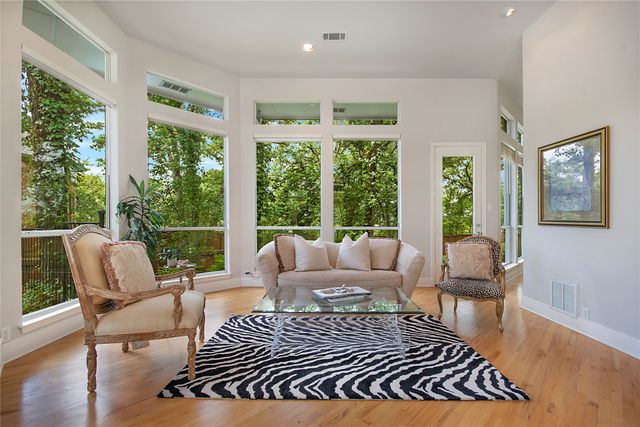 800 Shady Bend Court, Highland Village, TX 75077