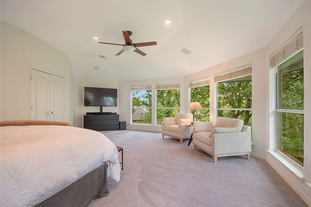 800 Shady Bend Court, Highland Village, TX 75077
