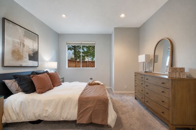 800 Shady Bend Court, Highland Village, TX 75077