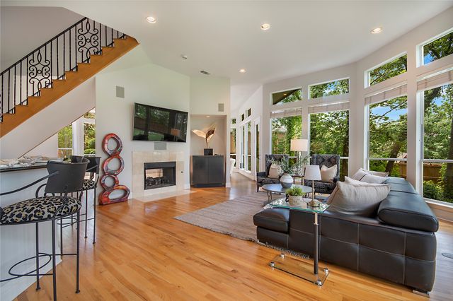 800 Shady Bend Court, Highland Village, TX 75077