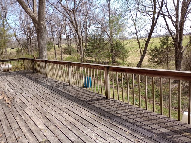 671 Madison 8270, Huntsville, AR 72740