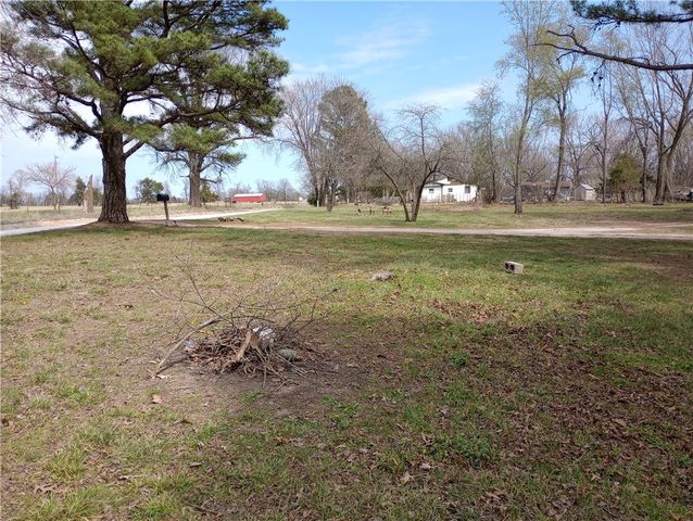 671 Madison 8270, Huntsville, AR 72740