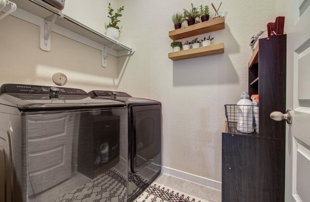 7111 Pondhawk Drive, Katy, TX 77493