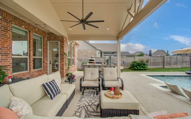 7111 Pondhawk Drive, Katy, TX 77493