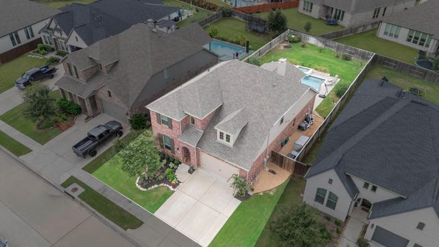 7111 Pondhawk Drive, Katy, TX 77493