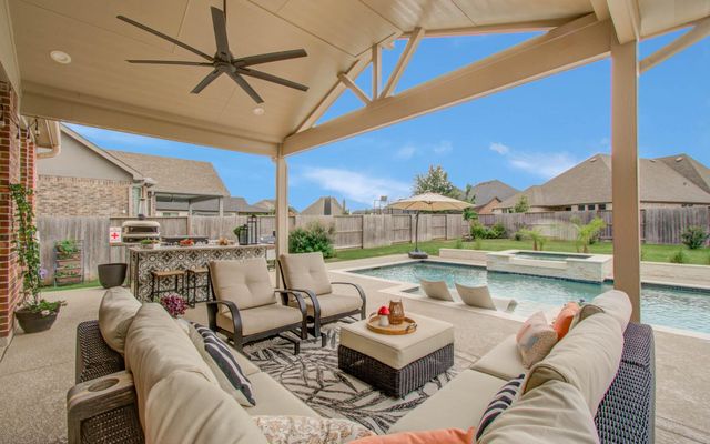 7111 Pondhawk Drive, Katy, TX 77493