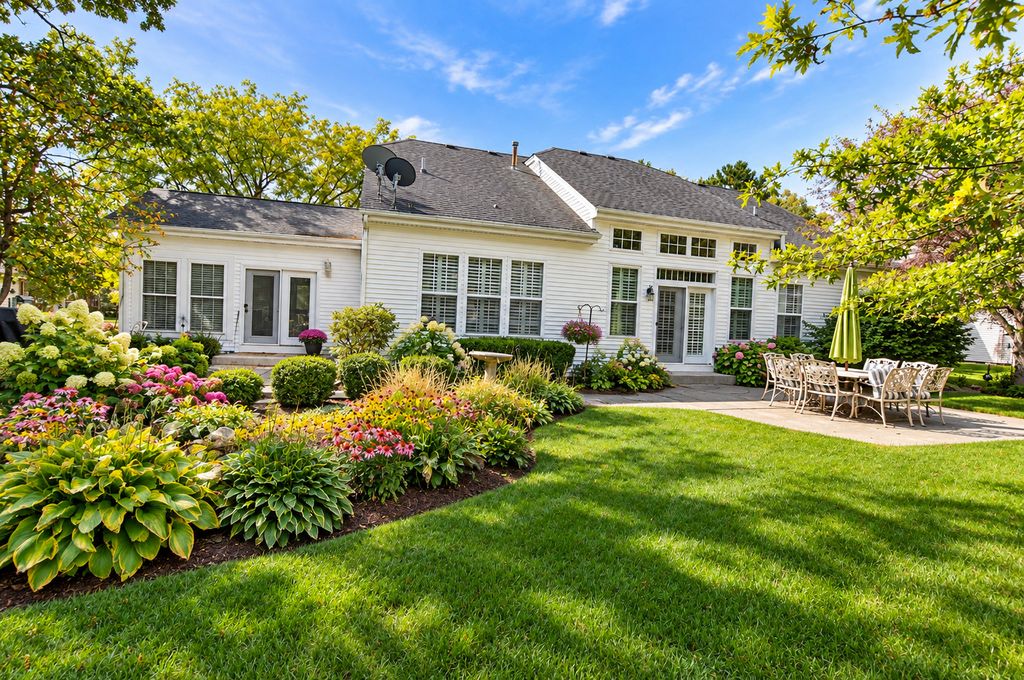793 Lipizzan Lane, Wauconda, IL 60084 — photo 2