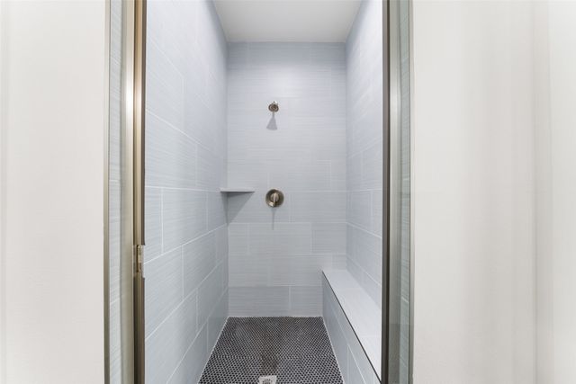 501 N Moore Street, Dallas, TX 75203