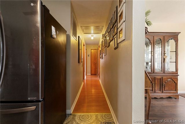 823 Elmwood Avenue, New Albany, IN 47150