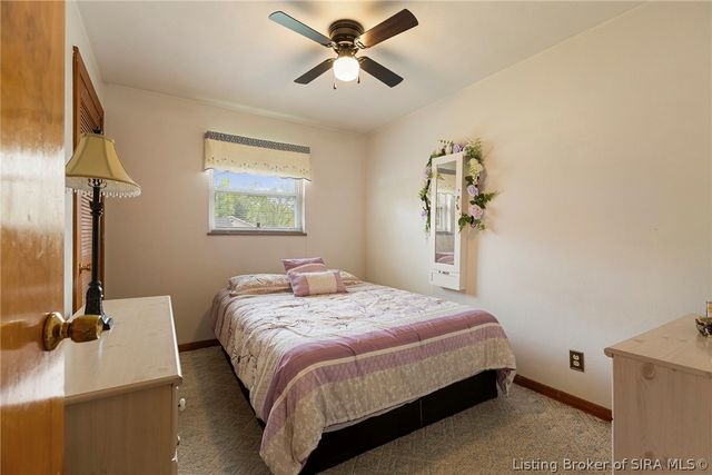 823 Elmwood Avenue, New Albany, IN 47150