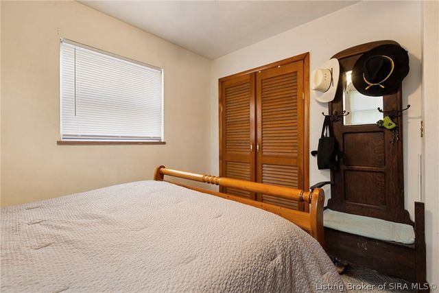 823 Elmwood Avenue, New Albany, IN 47150