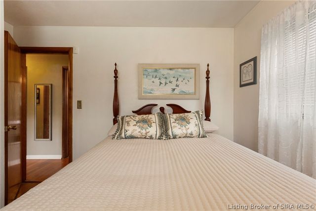 823 Elmwood Avenue, New Albany, IN 47150