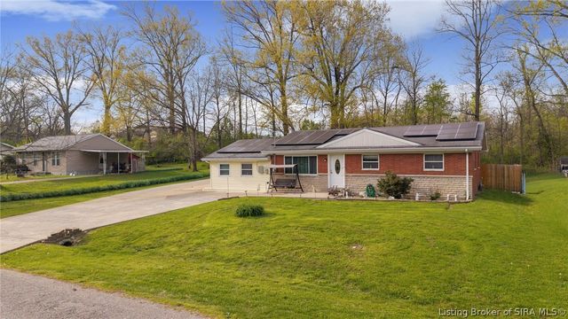 823 Elmwood Avenue, New Albany, IN 47150