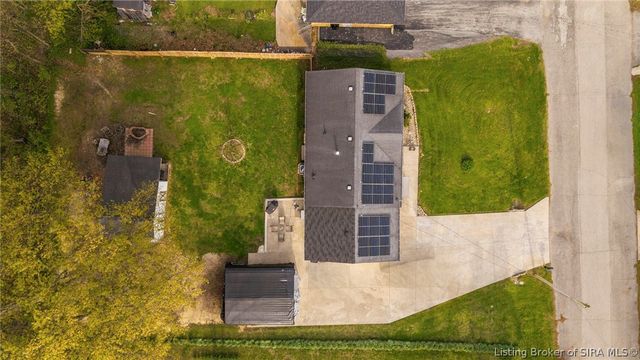 823 Elmwood Avenue, New Albany, IN 47150