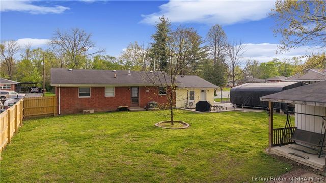 823 Elmwood Avenue, New Albany, IN 47150