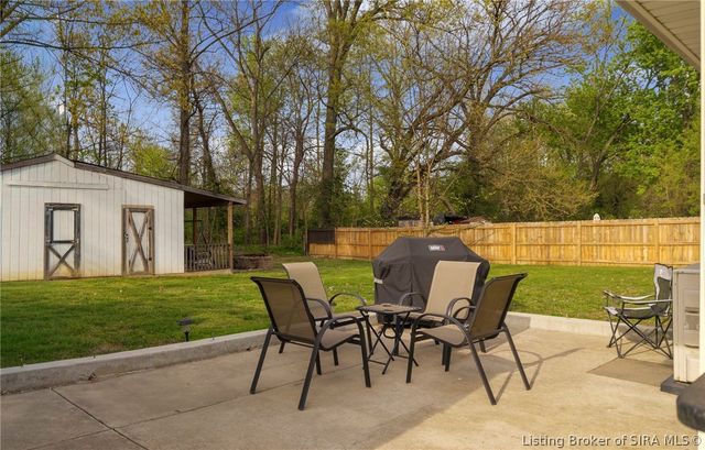 823 Elmwood Avenue, New Albany, IN 47150