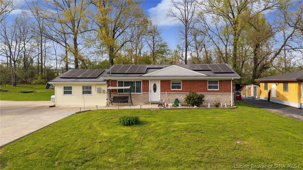 823 Elmwood Avenue, New Albany, IN 47150