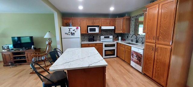 N2720 Resthaven ROAD, Rubicon, WI 53078
