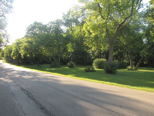 24570 W Blackcherry Lane, Ingleside, IL 60041
