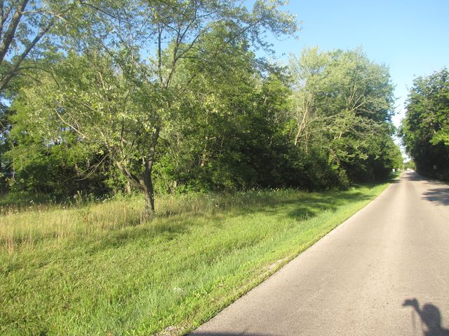 24570 W Blackcherry Lane, Ingleside, IL 60041