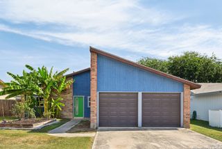 113 Friendswood Path, Universal City, TX 78148