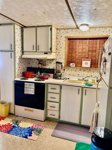 5713 SUNSHINE PARK DRIVE, New Port Richey, FL 34652