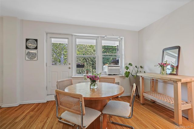 110 Draper Lane 2DS, Dobbs Ferry, NY 10522