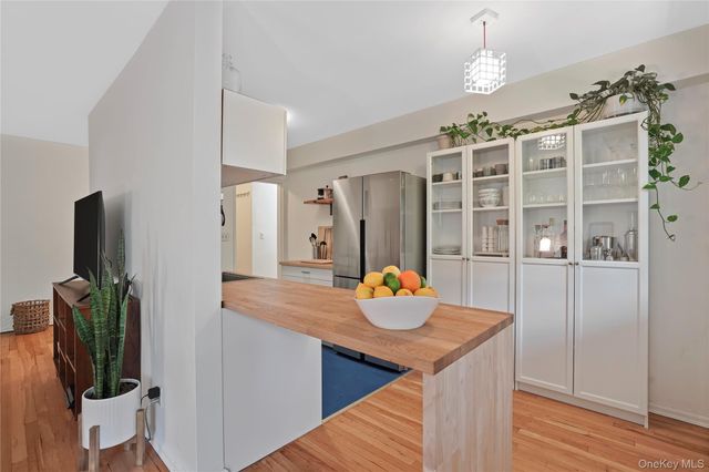 110 Draper Lane 2DS, Dobbs Ferry, NY 10522