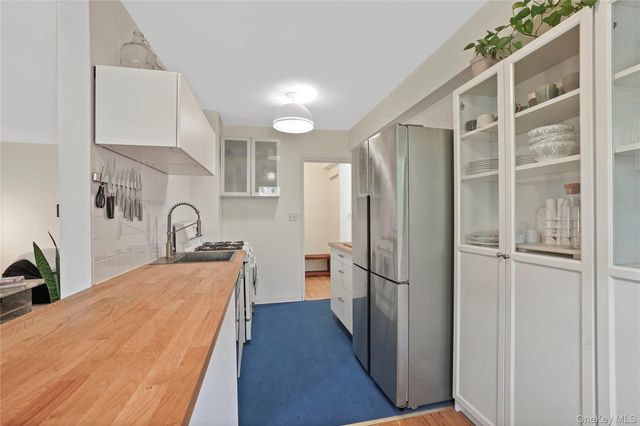 110 Draper Lane 2DS, Dobbs Ferry, NY 10522