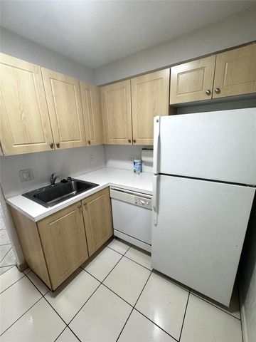 770 SE 2ND Avenue A107, Deerfield Beach, FL 33441