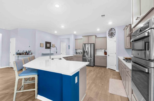 602 Macintyre Circle, Summerville, SC 29486