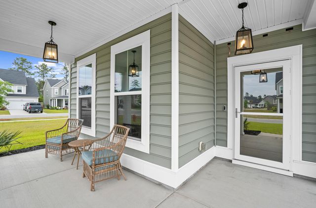 602 Macintyre Circle, Summerville, SC 29486
