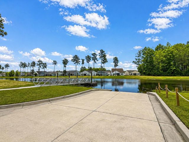 602 Macintyre Circle, Summerville, SC 29486