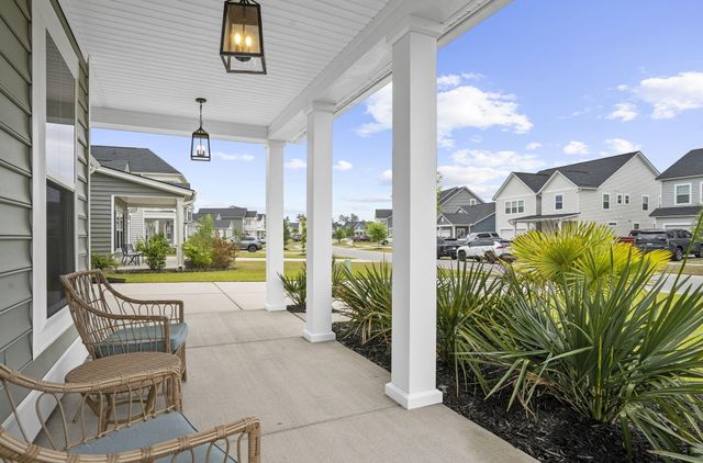 602 Macintyre Circle, Summerville, SC 29486