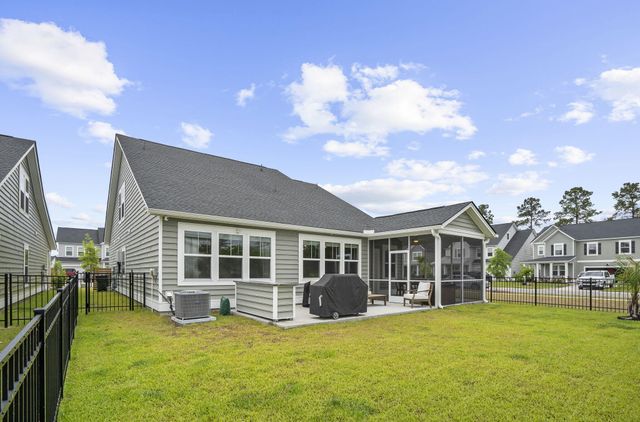 602 Macintyre Circle, Summerville, SC 29486