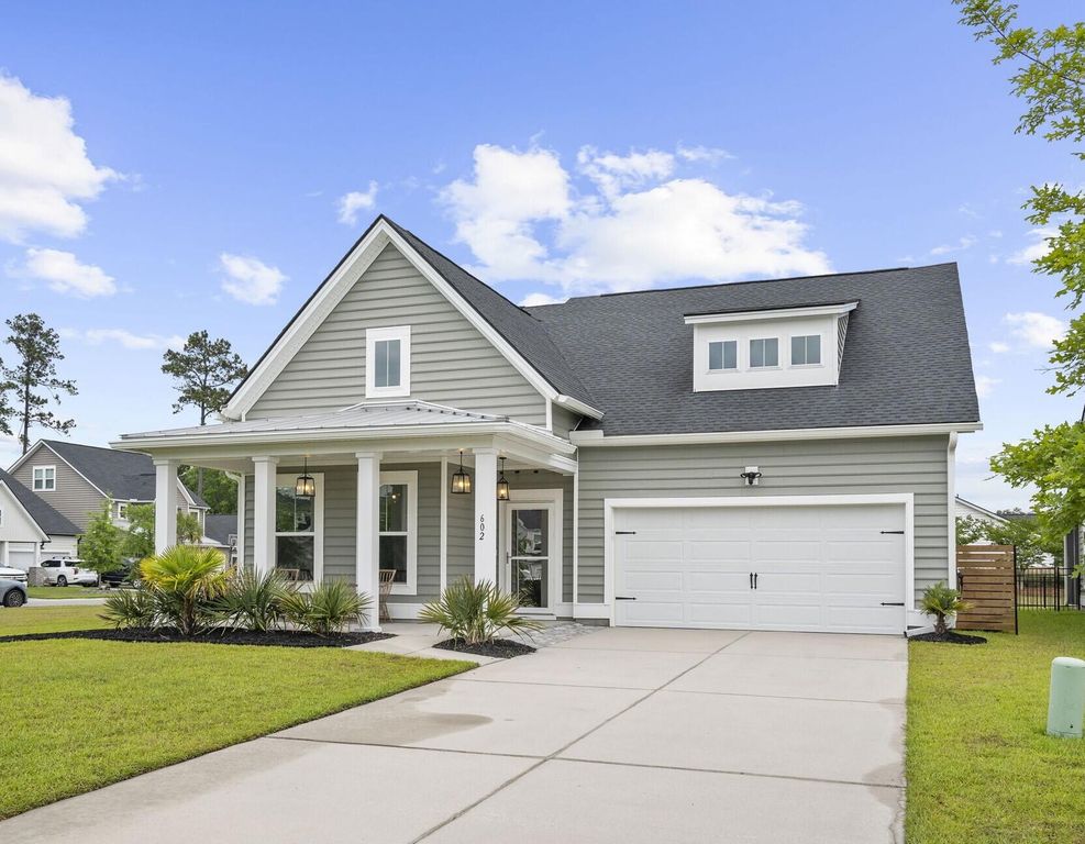 602 Macintyre Circle, Summerville, SC 29486