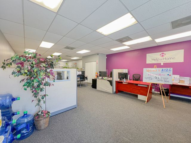 5256 N Broadway Street, Chicago, IL 60640