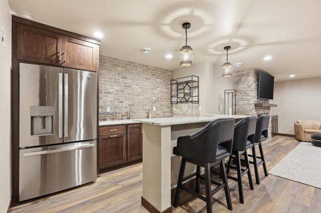 4257 Pine Parkway S, Fargo, ND 58104