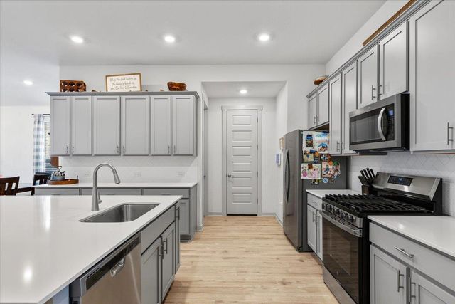 2117 Centerline LN, Georgetown, TX 78628