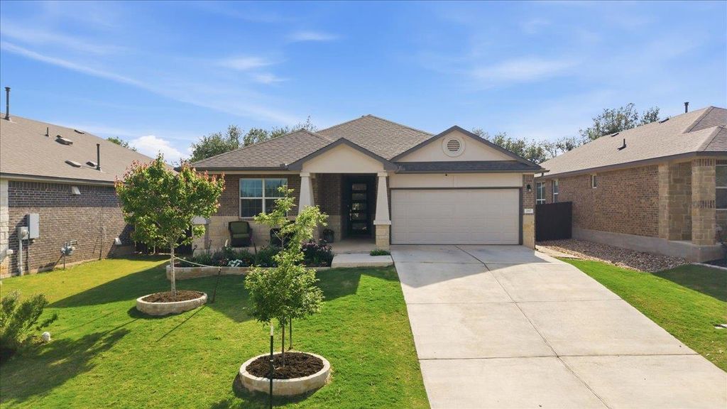 2117 Centerline LN, Georgetown, TX 78628