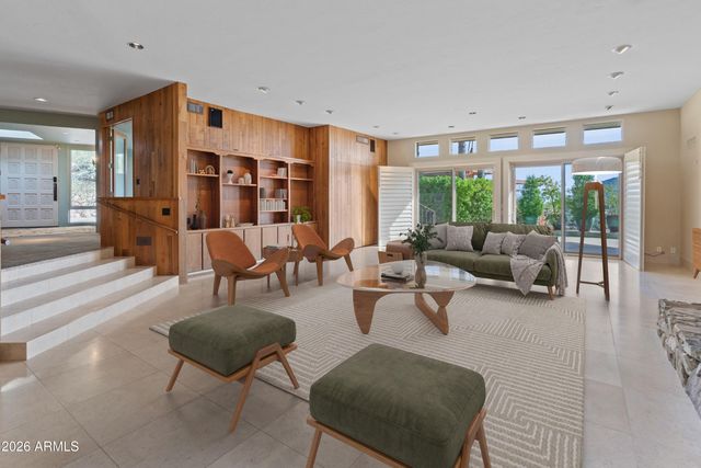 7310 N HIGHCLIFF Drive, Paradise Valley, AZ 85253