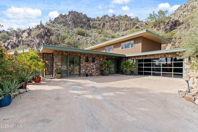 7310 N HIGHCLIFF Drive, Paradise Valley, AZ 85253