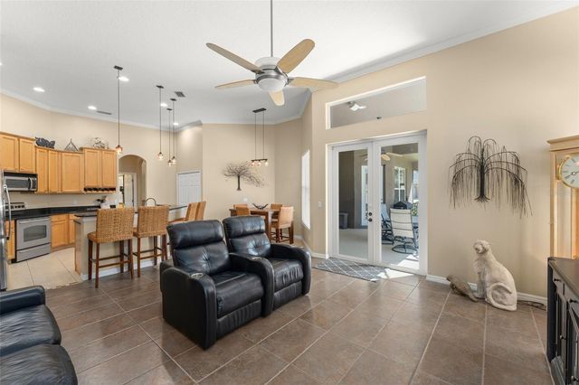 3833 EMERALD ESTATES CIRCLE, Apopka, FL 32703