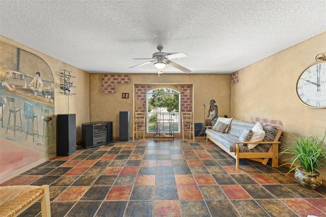 3833 EMERALD ESTATES CIRCLE, Apopka, FL 32703