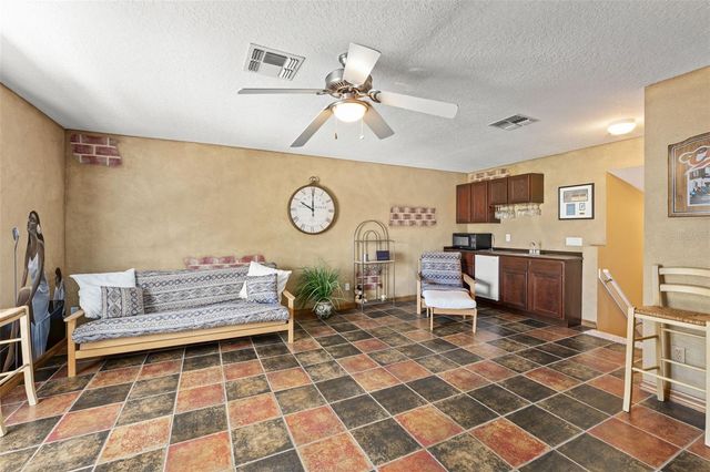 3833 EMERALD ESTATES CIRCLE, Apopka, FL 32703
