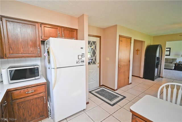 618 Cathy Ann Drive, Youngstown, OH 44512